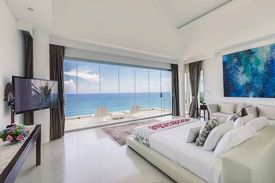 Bedroom sea view TV